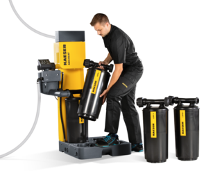 Zawór we wkładzie uniemożliwia wypływanie cieczy.