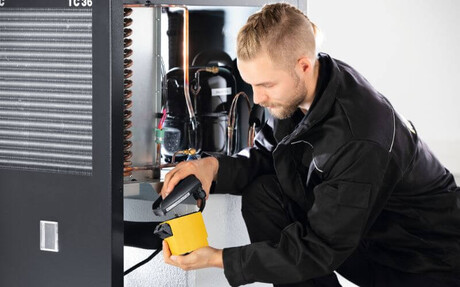 Konserwacja osuszaczy ziębniczych — spust